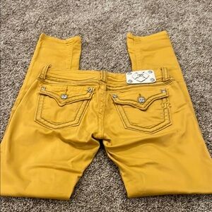 Miss Me Yellow Skinny Jeans Vibrant Style